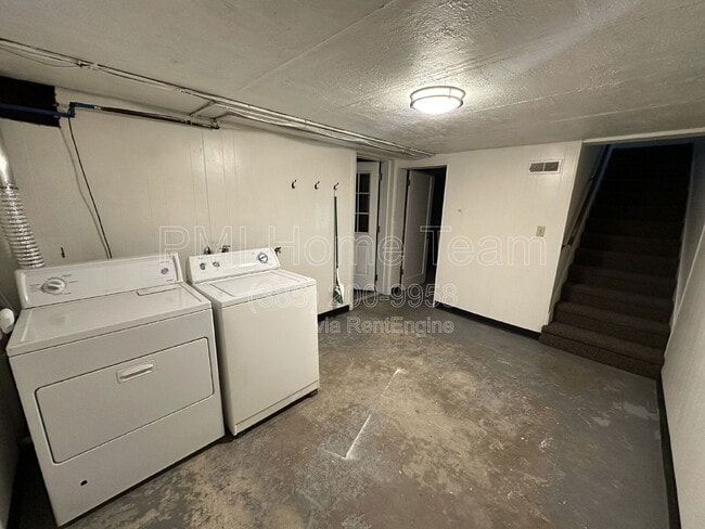 Building Photo - 3435 N Hwy 162