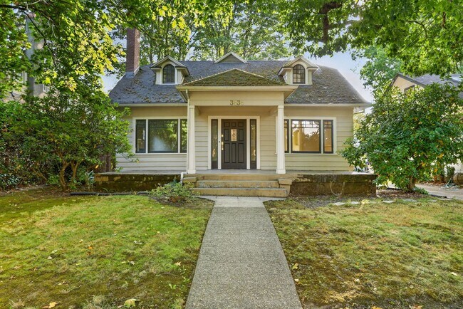 Building Photo - 3434 NE 18th Ave