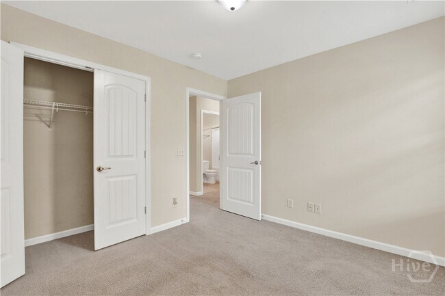 Building Photo - 127 Acapella Ave