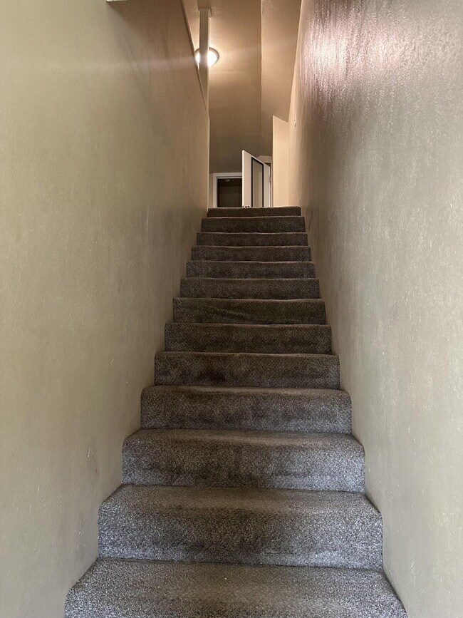 Building Photo - Spacious 2-Story Home Near Texas Tech – Al...