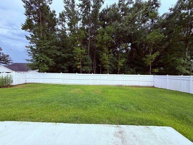 Building Photo - 3330 Jasmine Hill Rd