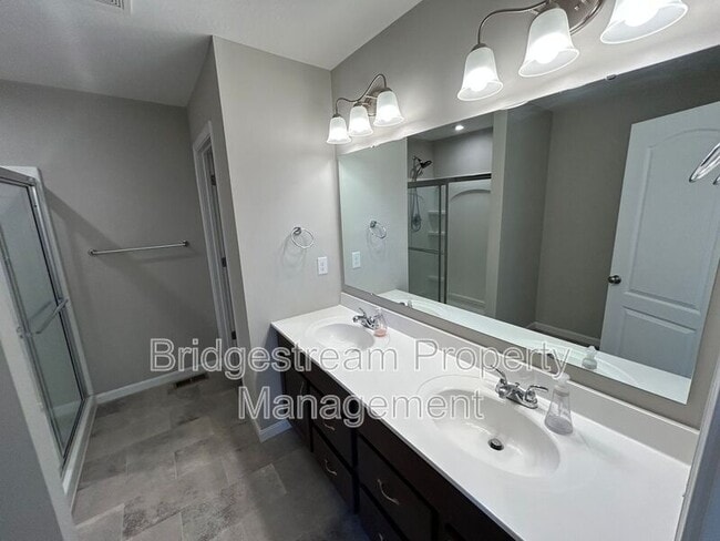 Building Photo - 1161 Elloway Pl