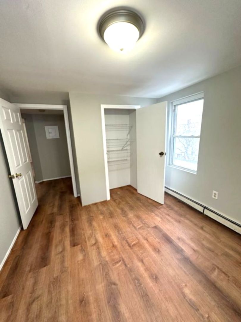 Building Photo - 37-41 Mason Avenue