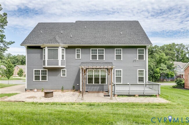 Building Photo - 1701 Anchor Landing Dr
