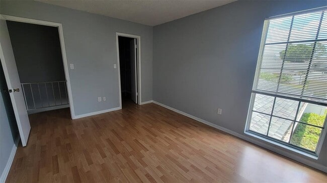 Building Photo - 4410 Shadow Crest Pl