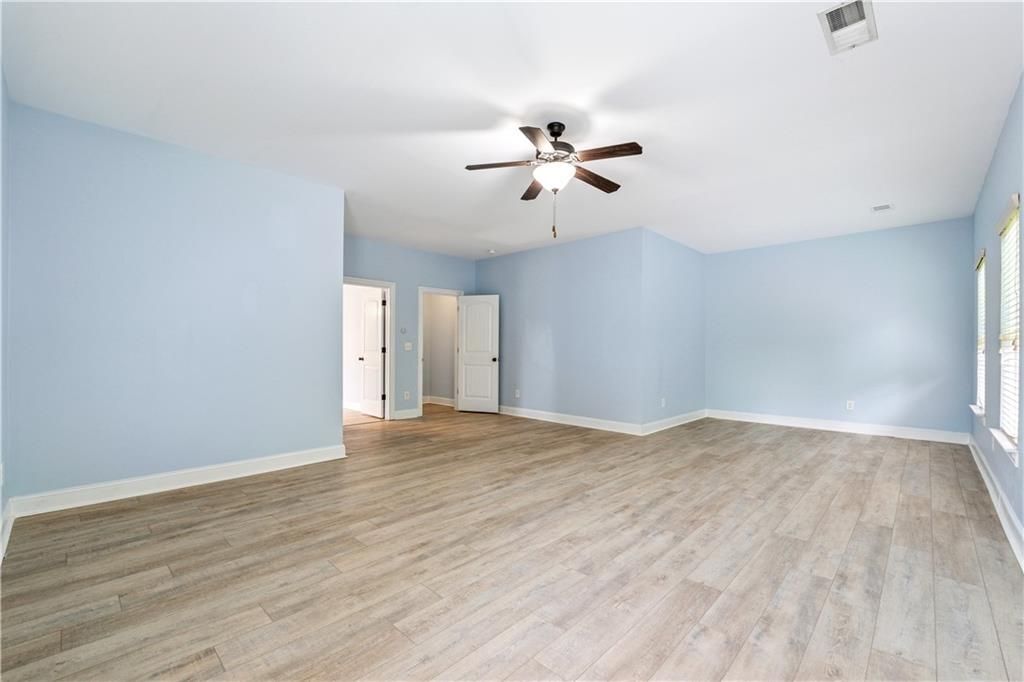 Building Photo - 5430 Breckinridge Ln