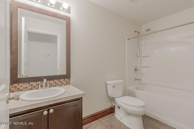 Building Photo - 8985 Redtail Dr