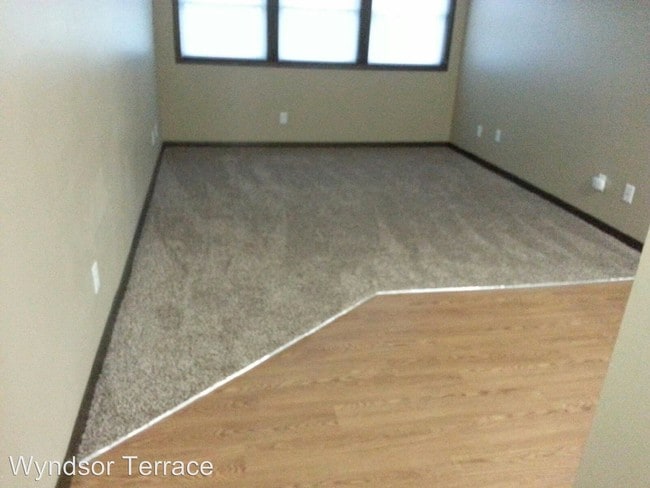 Building Photo - 4112 Westbrook Dr