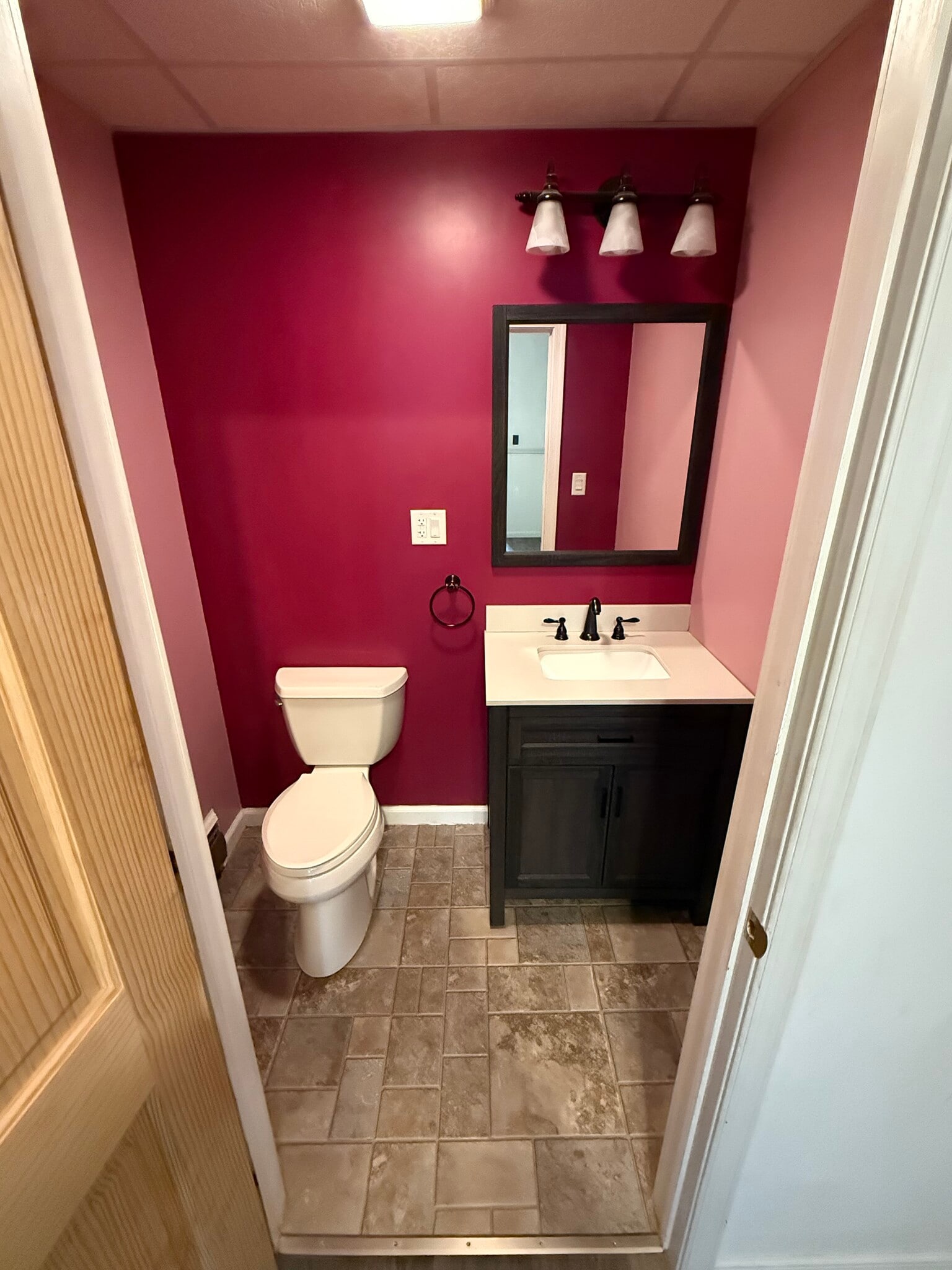 Building Photo - 94 S Main St