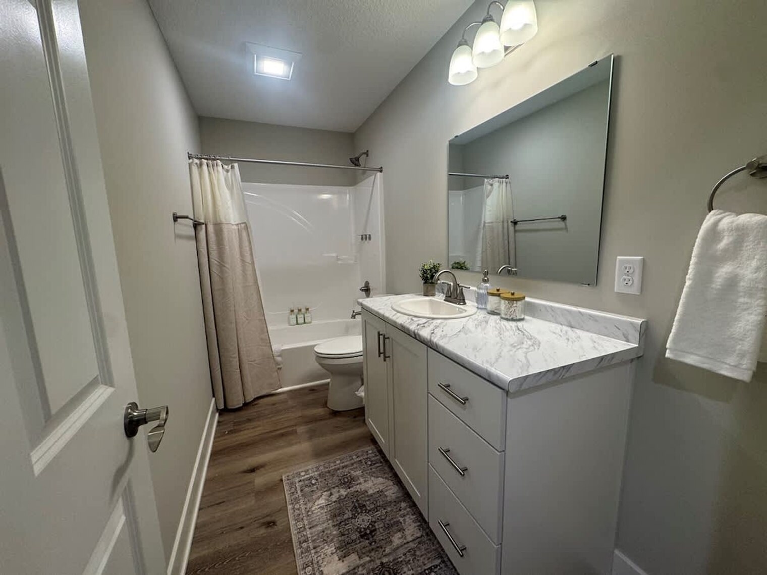 Building Photo - 1249 Kinsmoor Ave