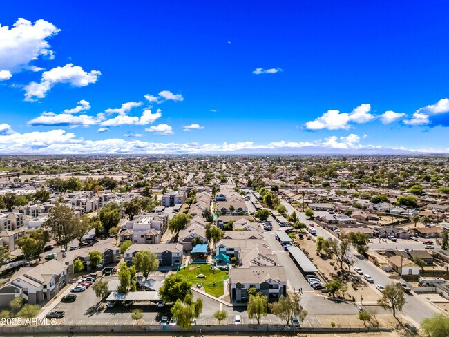 Building Photo - 3065 N 67th Ave