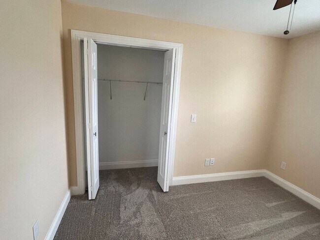 Building Photo - Stunning, Modern 4-Bed / 2.5-Bath Home for Rent – Less Than 20 Minutes to Downtown!