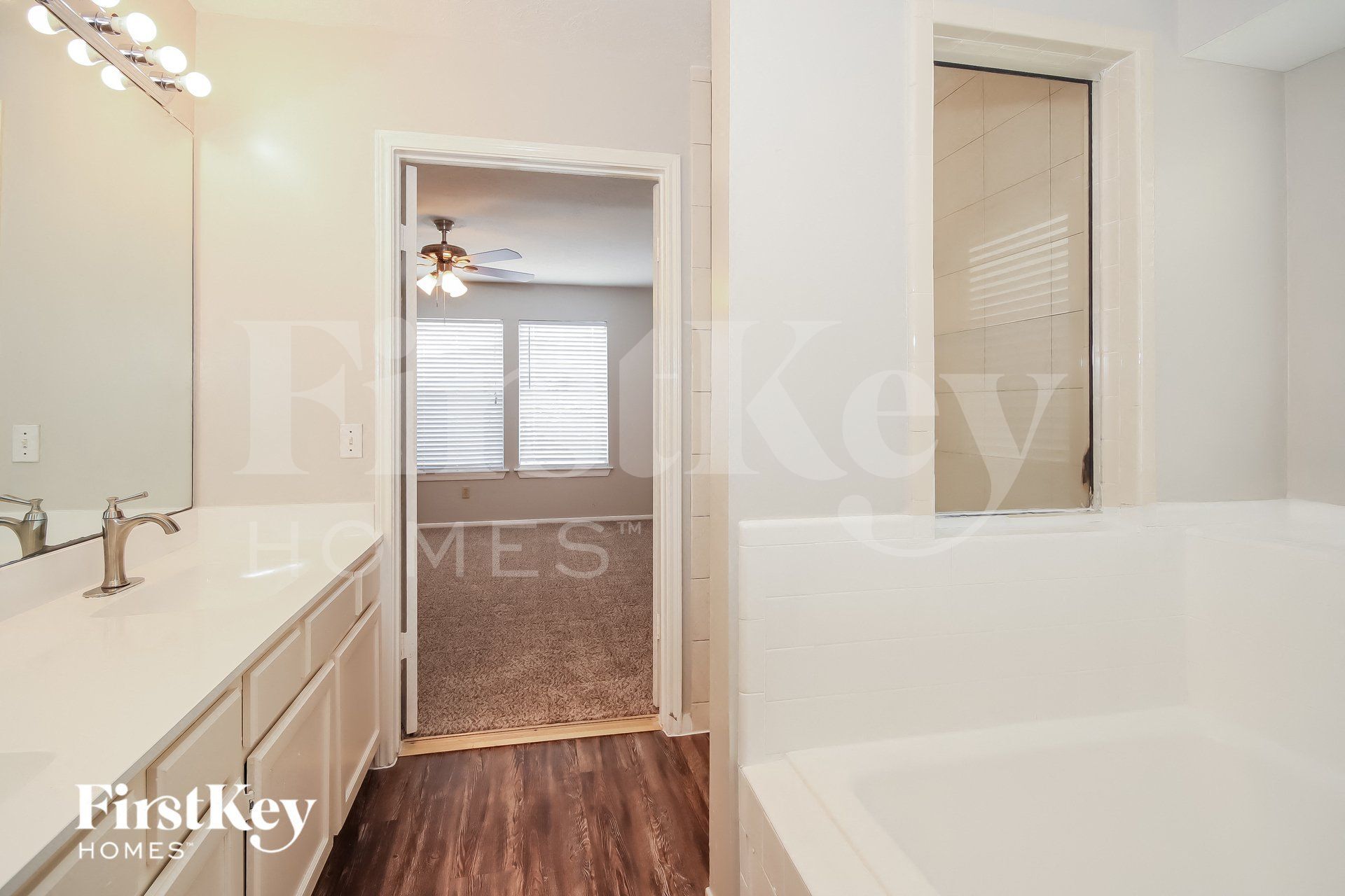 Building Photo - 14703 St Cloud Dr