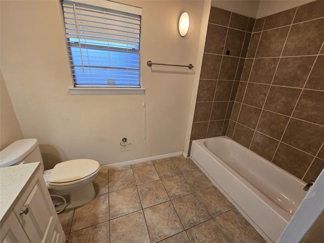 Building Photo - 1813 Eastfield Dr