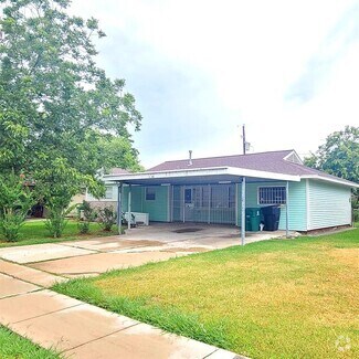 Building Photo - 1326 Sulphur St