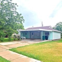 Building Photo - 1326 Sulphur St
