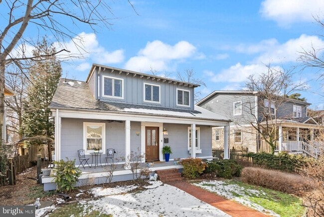 Building Photo - 1804 S Oakland St