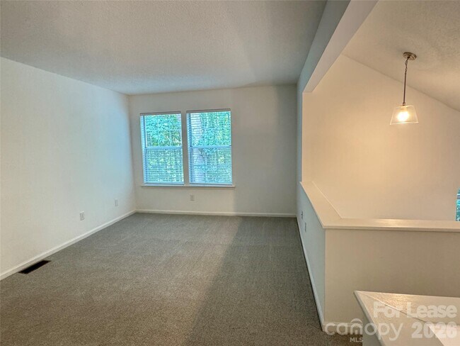 Building Photo - 6523 Clavell Ln