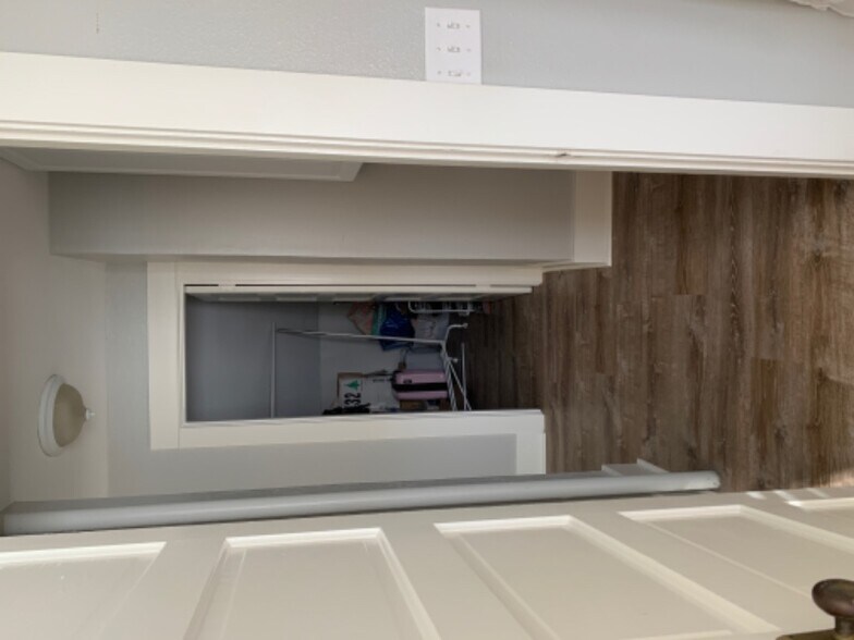 Building Photo - 2108 N Oakes St