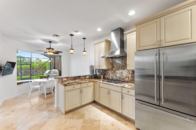 Building Photo - 236 Carina Dr