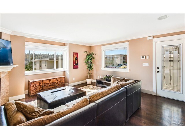 Building Photo - 2819 14th Ave W