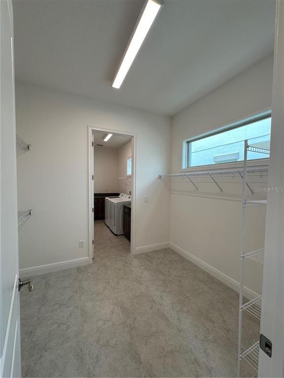 Building Photo - 13112 Weaver Ave