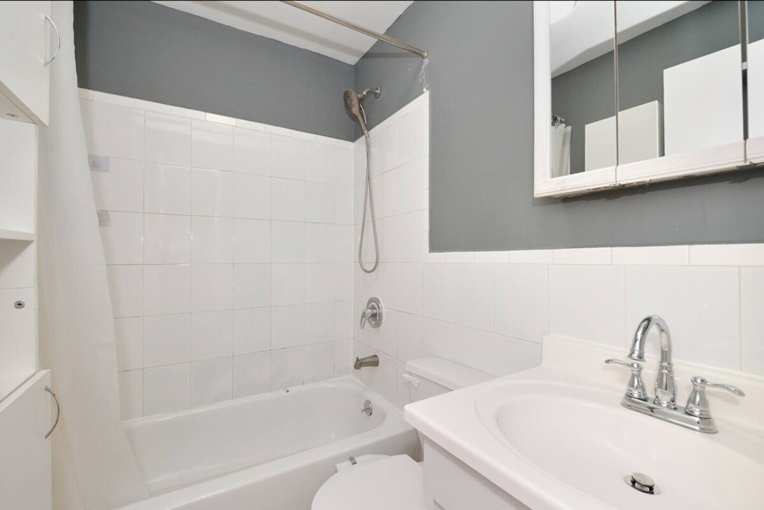 Building Photo - 1499 1st Ave