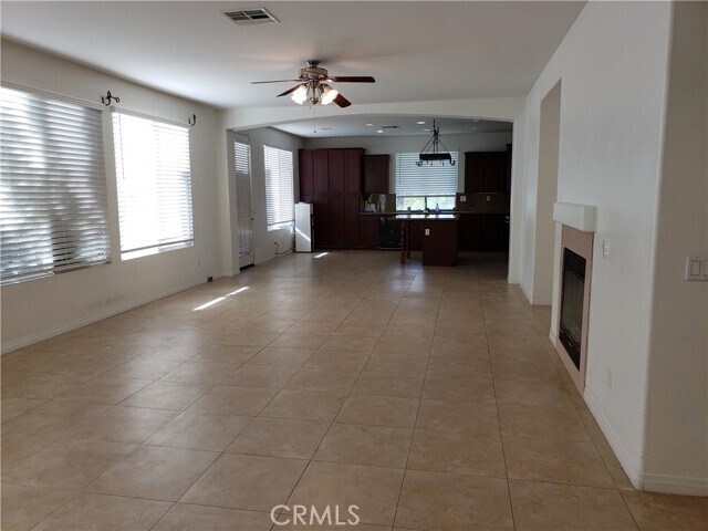 Building Photo - 7117 Silverwood Dr