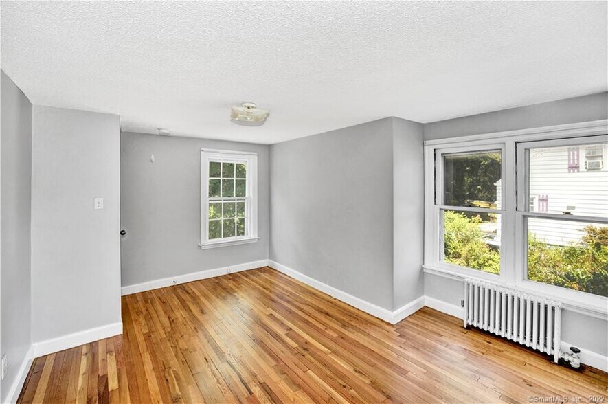 Building Photo - 234 Mansfield Ave