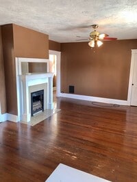 Building Photo - 21-23 Bailey