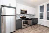 Building Photo - 60 Newkirk St