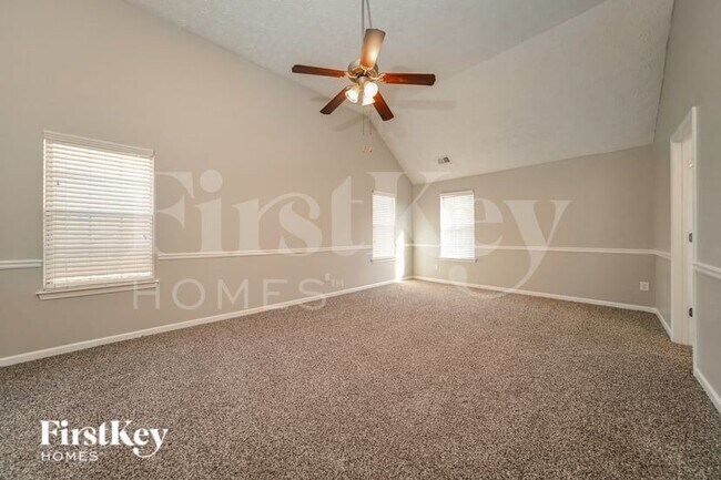 Building Photo - 6496 Snowden Dr