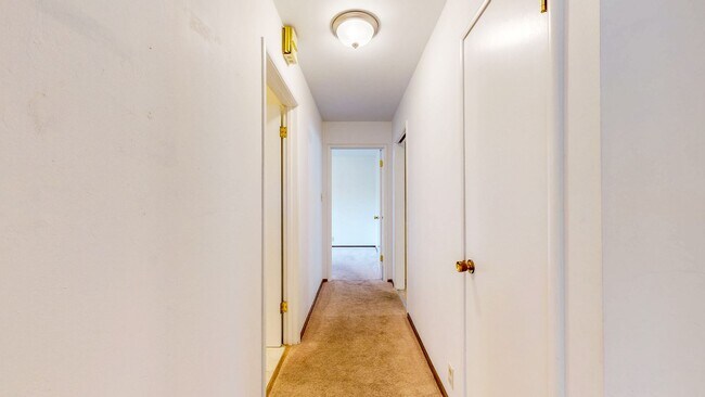 Building Photo - 1426 3rd St