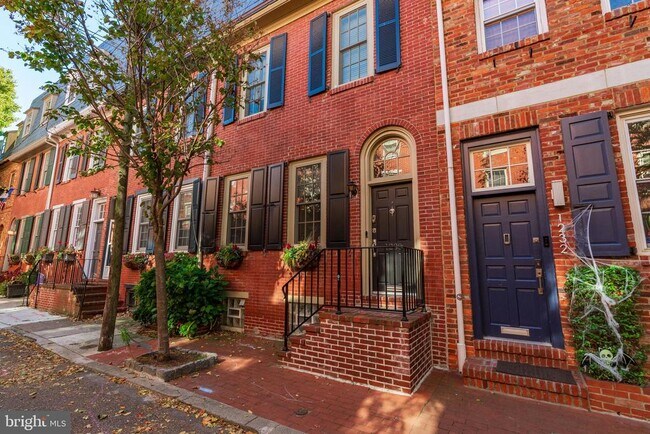 Building Photo - 1230 Rodman St