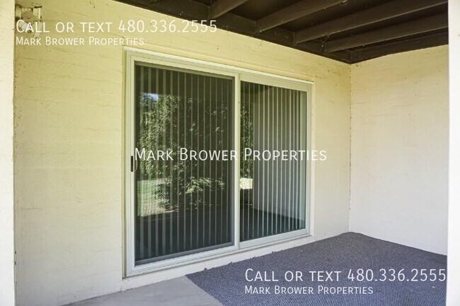 Building Photo - 8726 E Sells Dr
