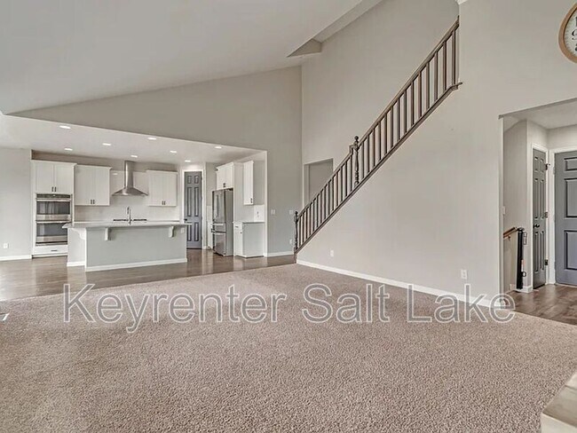 Building Photo - 31 N Palomino Way