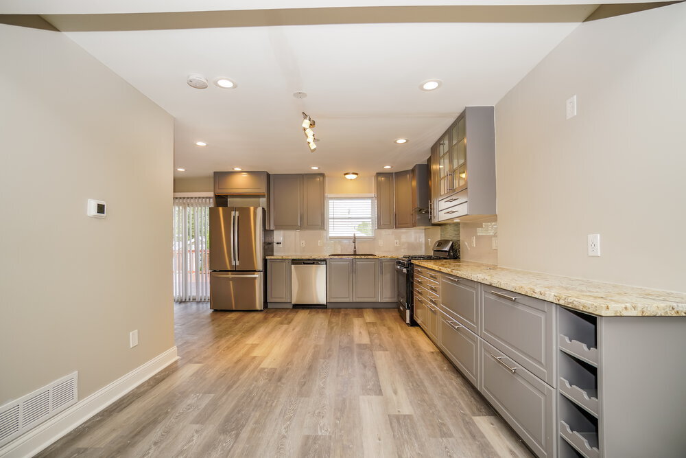 Building Photo - 100 Dakota Ct