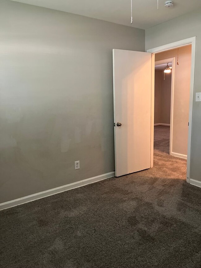 Building Photo - Beautiful Ranch Home In Raleigh, Available...