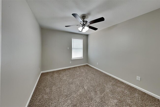 Building Photo - 3438 Havershire Dr