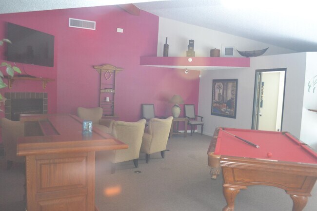 Building Photo - 317 Mabry St