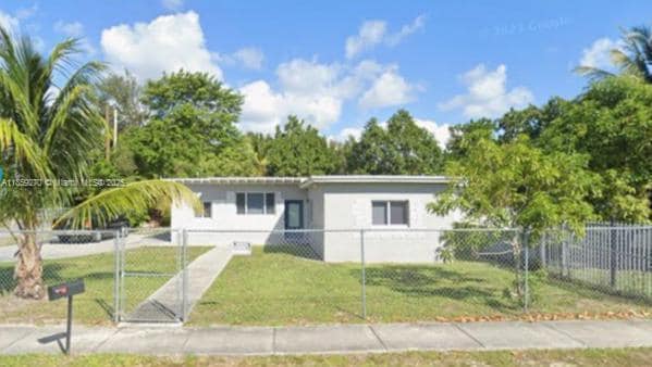 Primary Photo - 457 NW 109th St