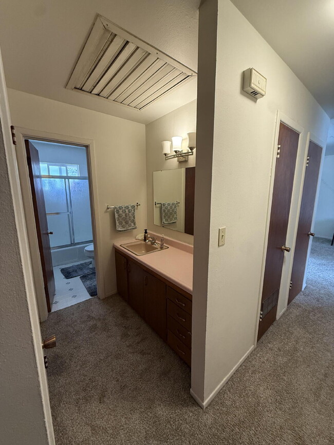 Building Photo - 3-Bedroom Home Available August 5th!