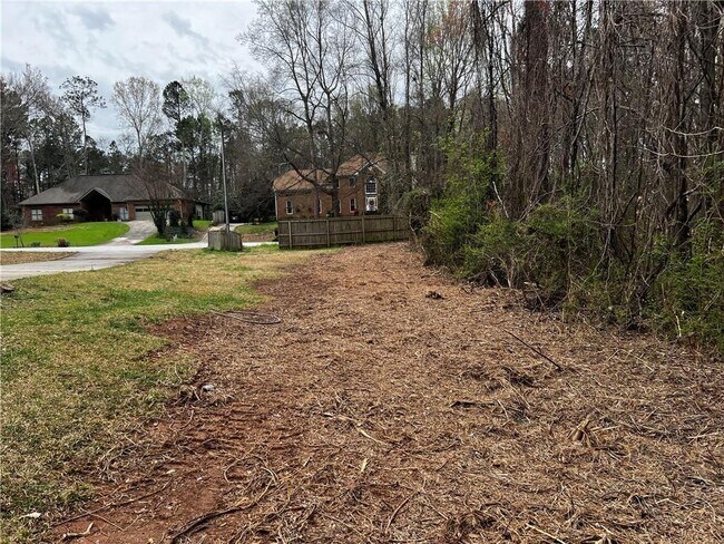 Building Photo - 5320 Oglethorpe Ct