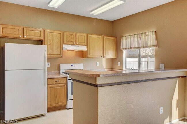 Building Photo - 2576 Velez Valley Way