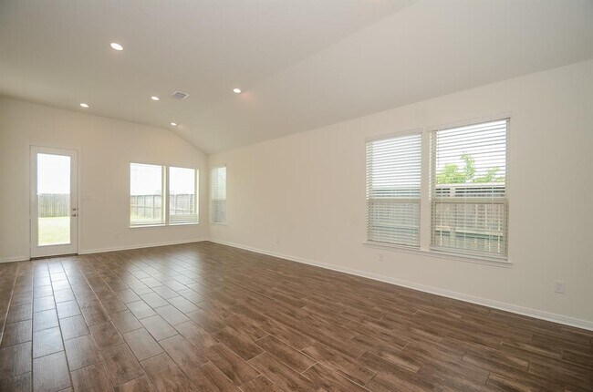 Building Photo - 20918 Cullen Ranch Rd