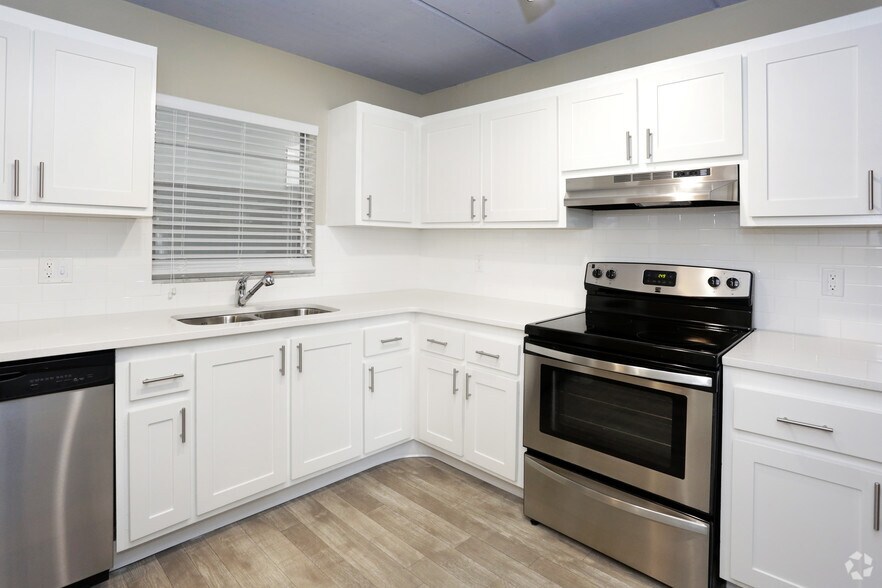 Gull Harbor 1710517117 Gulf Blvd North Redington Beach FL 33708