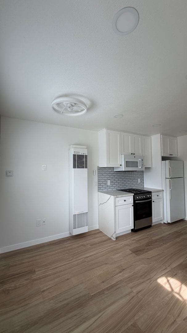 Building Photo - New ADU Build 1BR/1BA Available Now