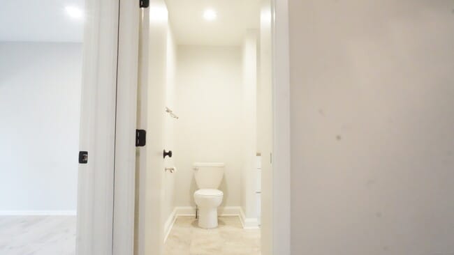 Building Photo - 24 Overlook Dr