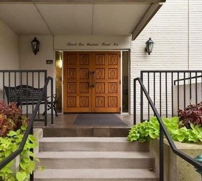 Building Entrance - 3100 Grand Ave
