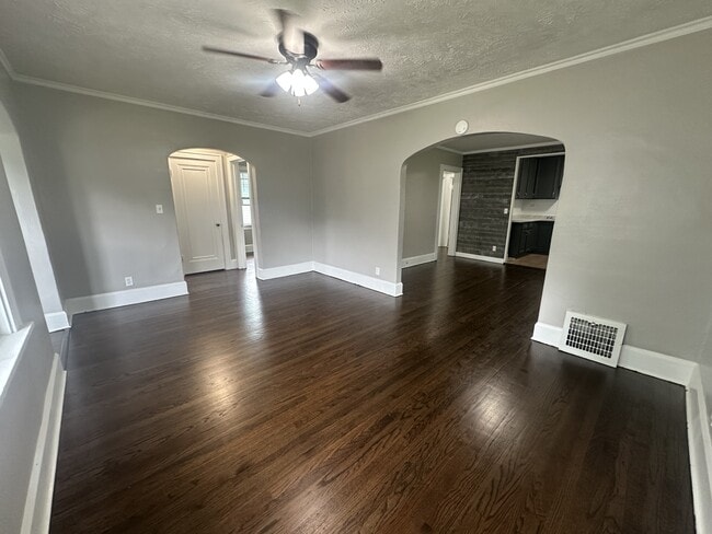 Building Photo - 2906 Arcadia Terrace